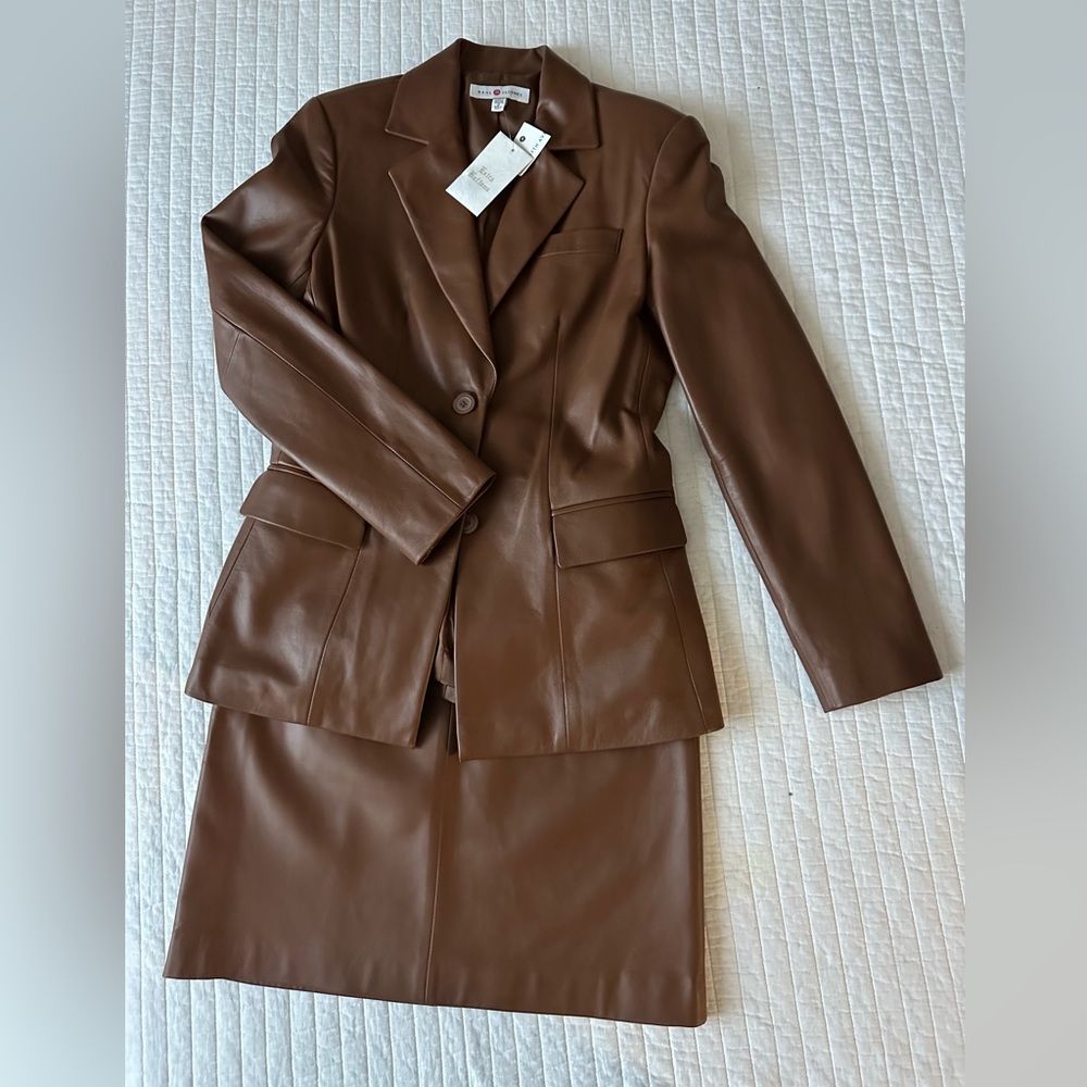 🚨 Rare Vintage Saks Fith Real Clothes leather skirt suit!!!!!!!!!